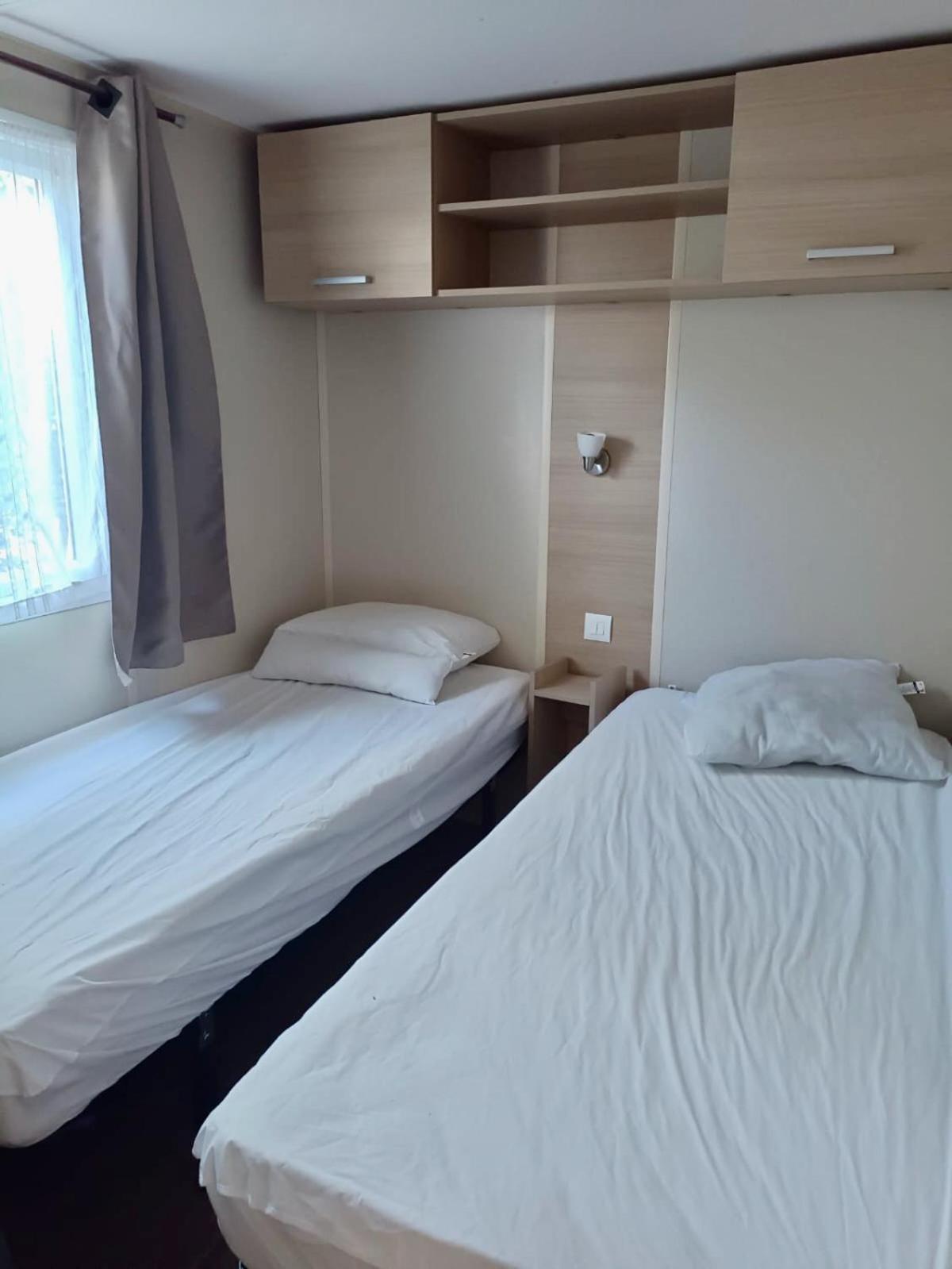 Mobilhome Jf64 40M2 Camping Familial Les Mathes Buitenkant foto
